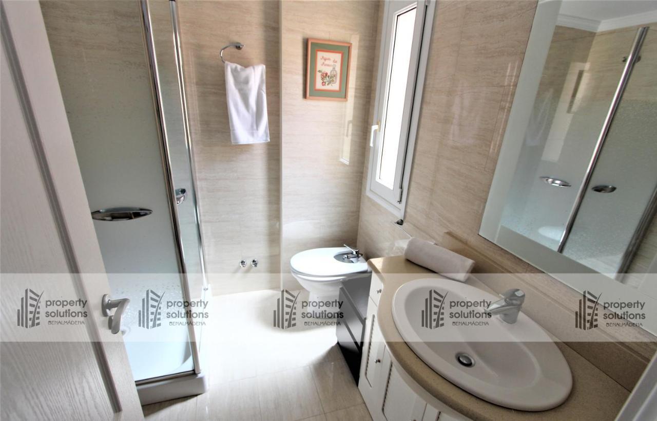 Playa 1º Linea Playa- Apartamento Duplex En Pleno Corazon De La Carihuela Торремолинос Экстерьер фото